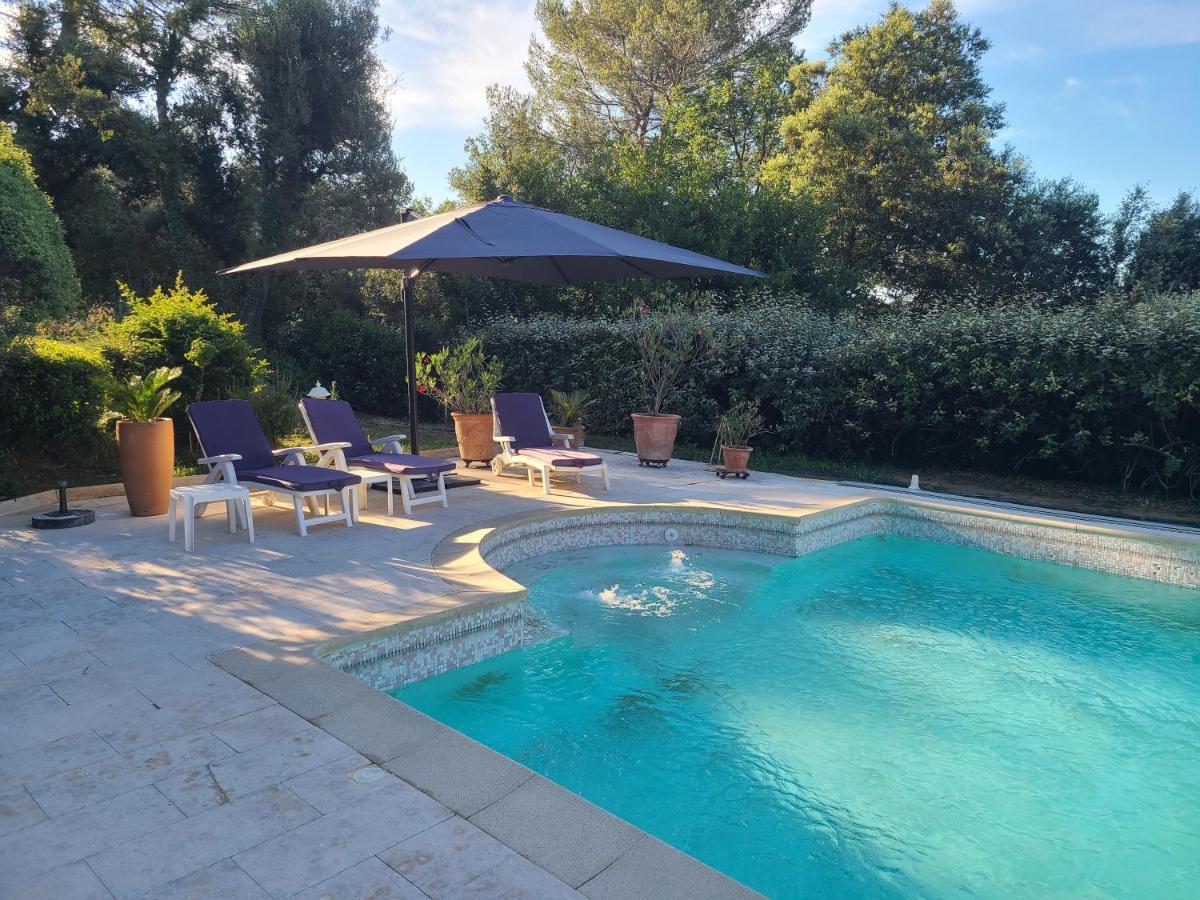 Villa Mycenes Garéoult Dış mekan fotoğraf